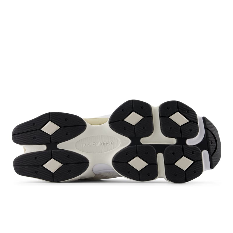 Sneakers - New Balance 9060
"Sea Salt & Turtledove"