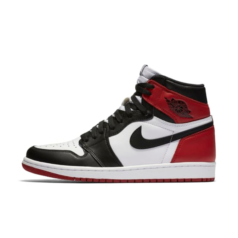 Air Jordan 1 "Black Toe"