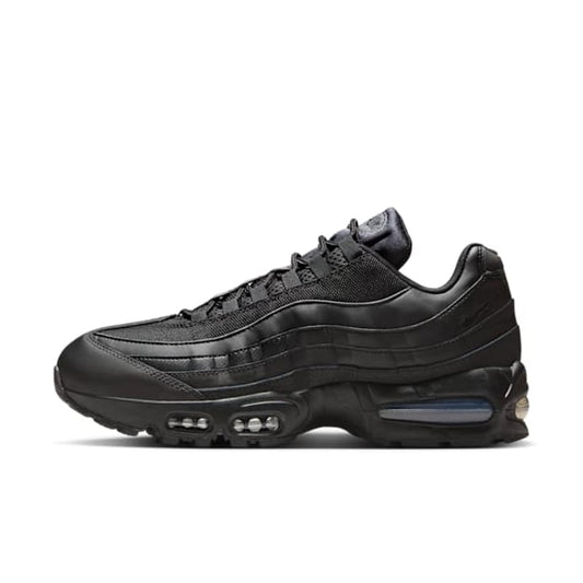 Sneakers - Nike Air Max 95 Triple Black