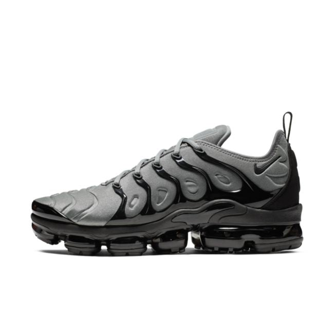 Sneakers - Nike Air VaporMax Plus
"Cool Grey & Black"