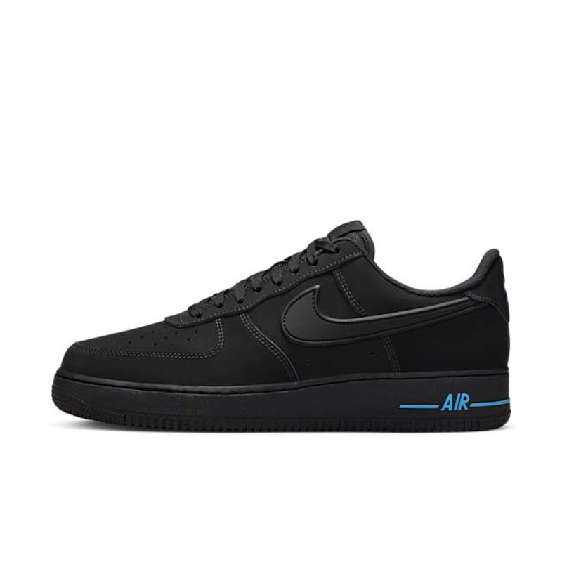 Sneakers - Nike Air Force 1 '07
"Black & University Blue"